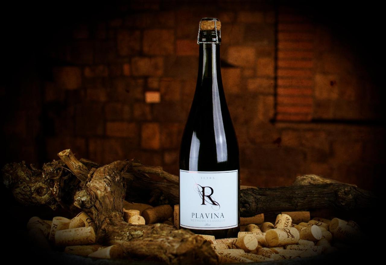 Razman Wine Rooms Gračišče Buitenkant foto