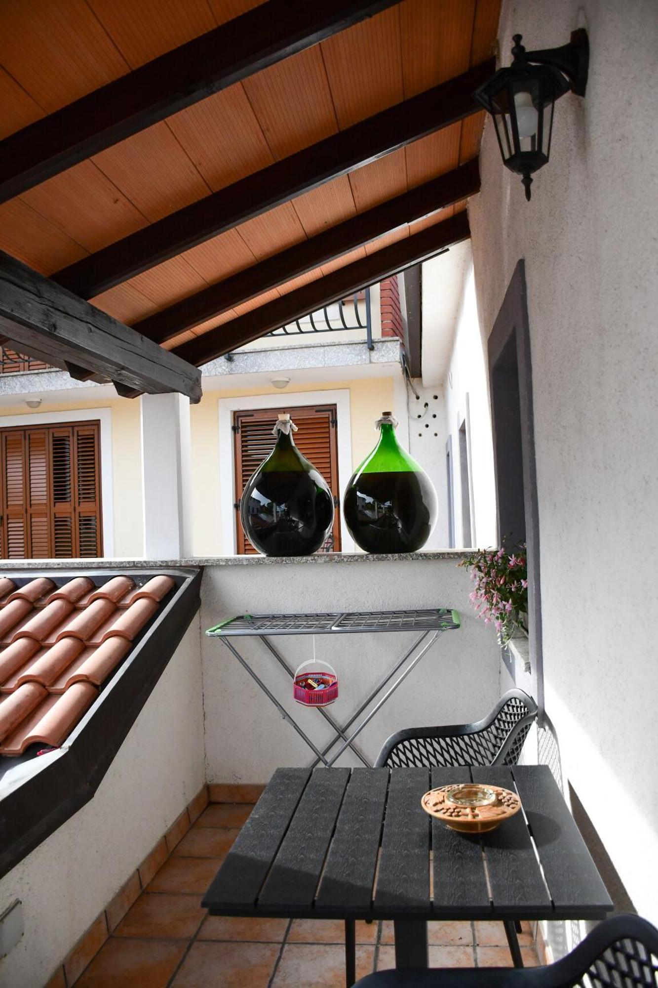 Razman Wine Rooms Gračišče Buitenkant foto